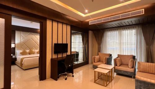 Suite with City View