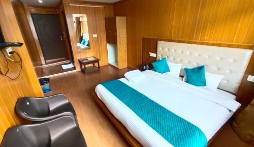Double Room with Mountain View
