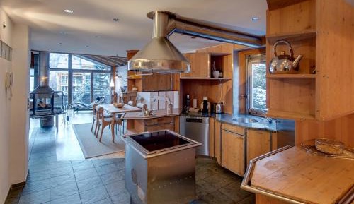 Superior Two-Bedroom Apartment with Matterhorn View 