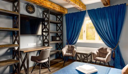 One-Bedroom Deluxe Apartment