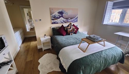 Double Room with Private Bathroom