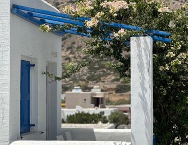 Superior Double or Twin Room with Mountain View- Upper Floor