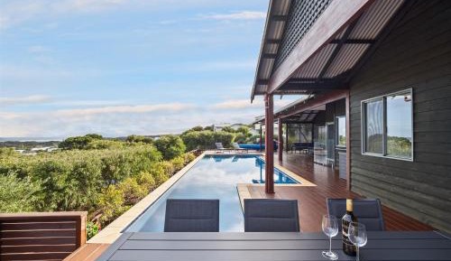 Four-Bedroom Holiday Home