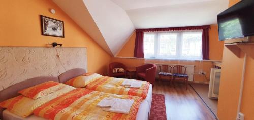 Studio - Attic