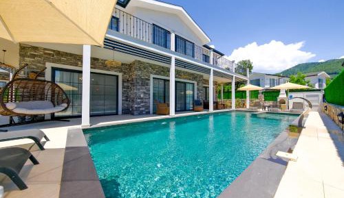 Villa with Private Pool