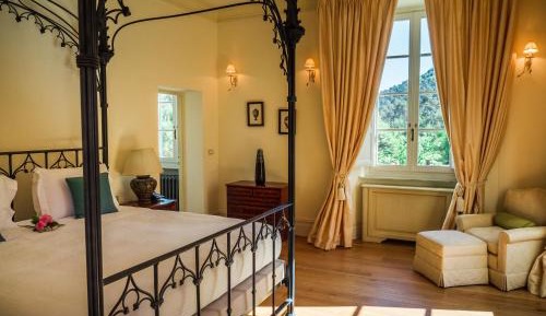 Classic Double Room with Balcony
