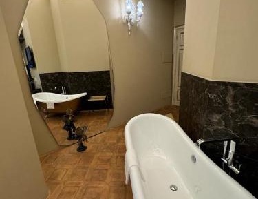 Deluxe King Room - Annex
