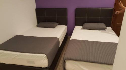 Double or Twin Room with Private Bathroom