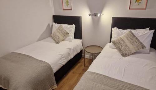 Twin Room with Shared Bathroom
