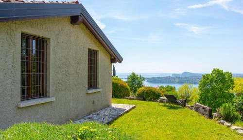 Two-Bedroom Apartment with Lake View