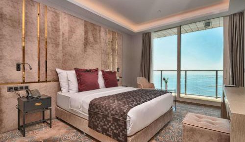 Superior Double Room with Balcony and View