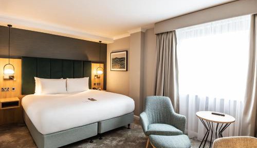 Premium King Room