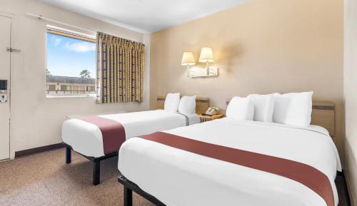 1 Double Bed 1 Twin Bed Non-Smoking