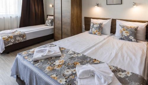 Luxury Triple Room