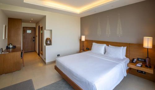 Standard King Room