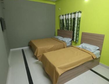 Deluxe Triple Room