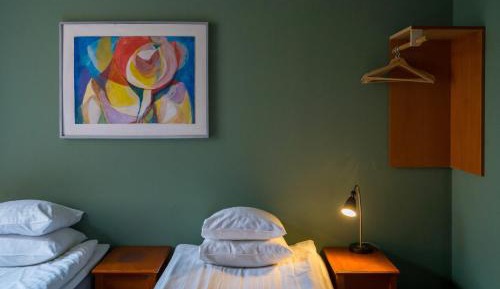 Standard Twin Room with Shared Bathroom