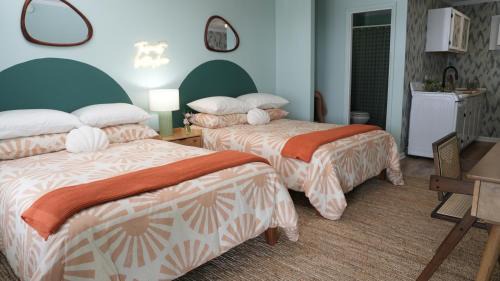 Double Room With Side Ocean View and Kitchen #11