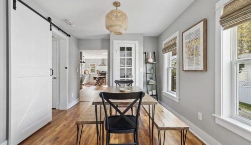 Three-Bedroom Holiday Home 
