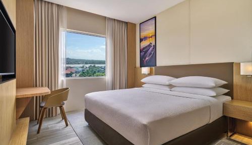 Junior King Suite with Ocean View