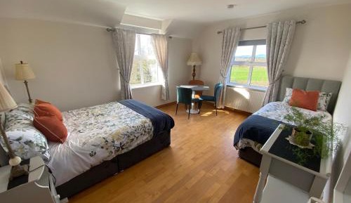 Double or Twin Room with Lake View