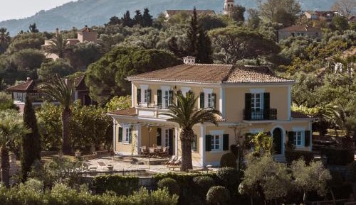 Five-Bedroom Villa