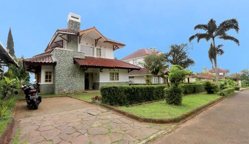 Villa with Private Pool