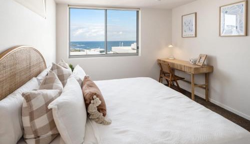 Three-Bedroom Apartment with Ocean View