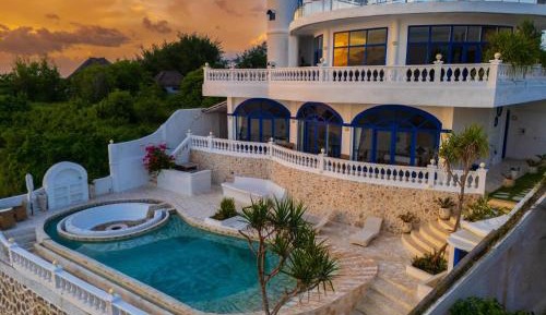 Villa with Sea View