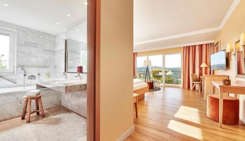 Classic Double Room with Balcony