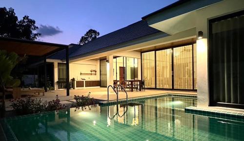 One-Bedroom Villa