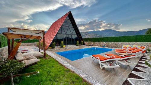 Villa with Private Pool