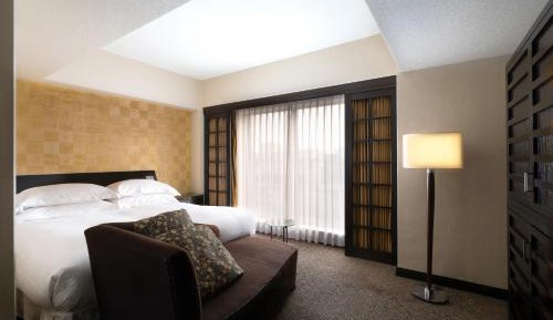 Superior King Room - Mid Floor