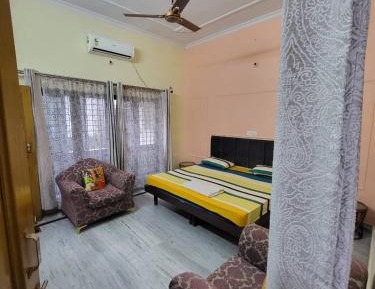 Apartment with Balcony
