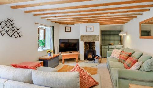 Three-Bedroom Holiday Home 