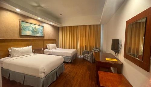 Deluxe Twin Room