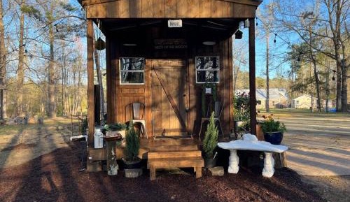One-Bedroom House