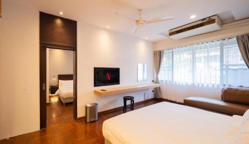Family Two-Bedroom Apartment with View