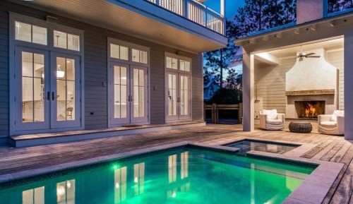 Four-Bedroom Holiday Home