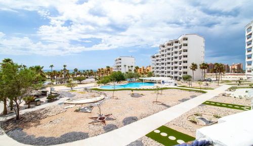 Three-Bedroom Apartment with Balcony