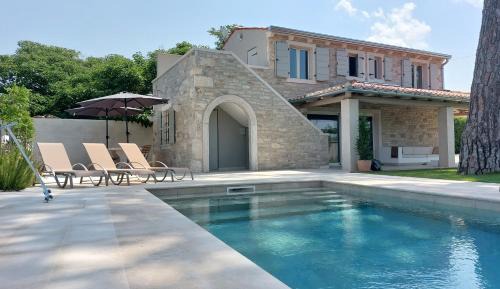 Two-Bedroom Villa