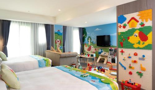 Kid-themed Family Room