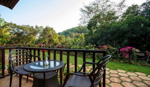 Cottage with Nature View