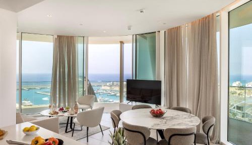 Apartment with View and Balcony