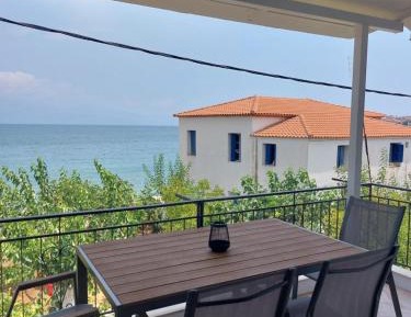 Studio with Sea View