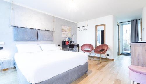 Deluxe Room with Terrace