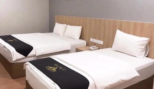 Comfort Triple Room