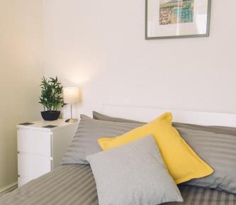 Standard Double Room with Shared Bathroom