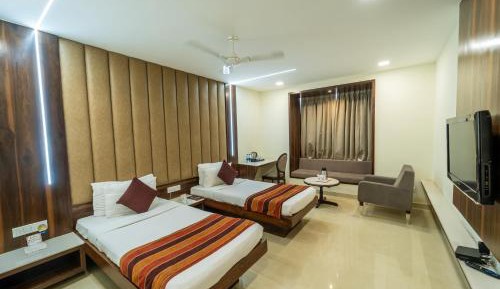 Deluxe Double or Twin Room