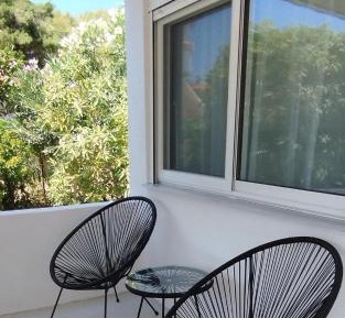 Two-Bedroom Deluxe Apartment with Balcony